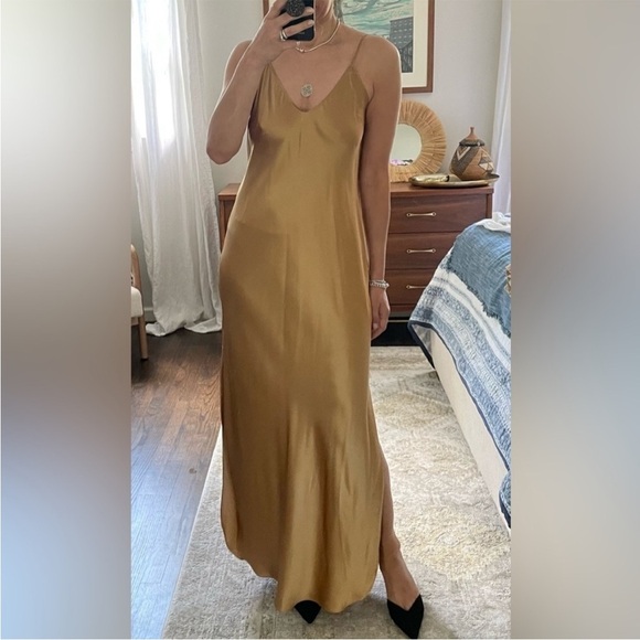 Banana Republic 100% Silk Dreamer Maxi Slip Dress in Warm Copper Gold - Picture 8 of 8